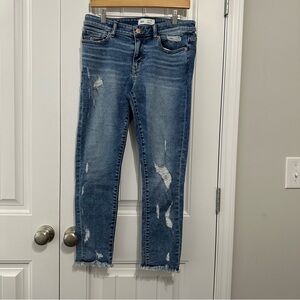 BKE Distressed Cropped Ankle Jeans in Blue Wash
